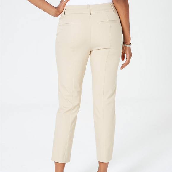 Charter Club Newport Slim Tummy Control Capri - 18 - Picture 2 of 7